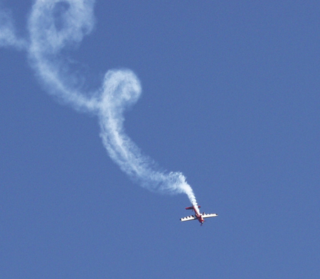 stunt-plane-smoke.jpg